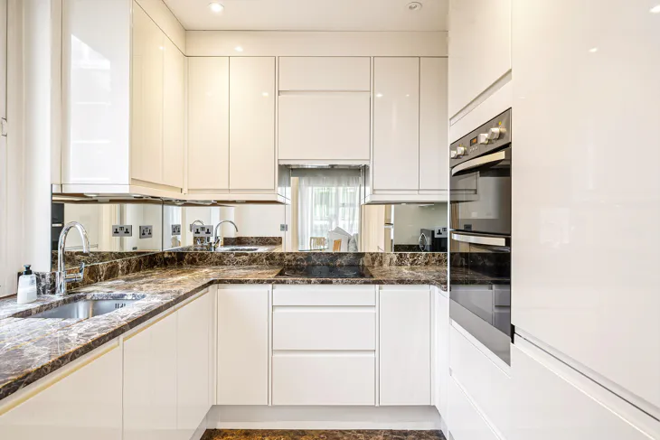 Flat Ebury Street in City of Westminster