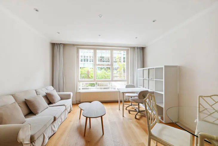 Flat Ebury Street in City of Westminster