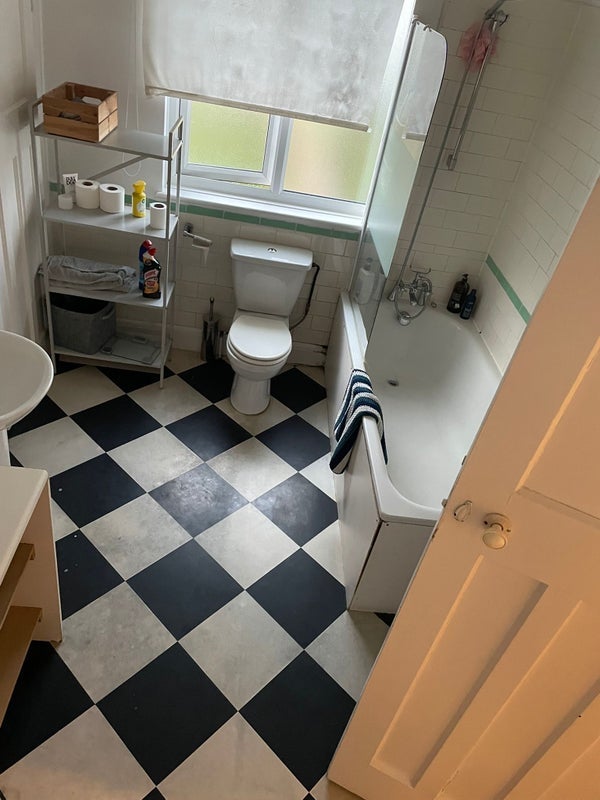 Room Glenburnie Road in Greater London