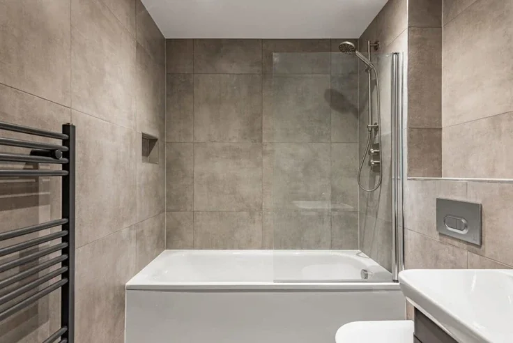 Flat Hallfield Road in York