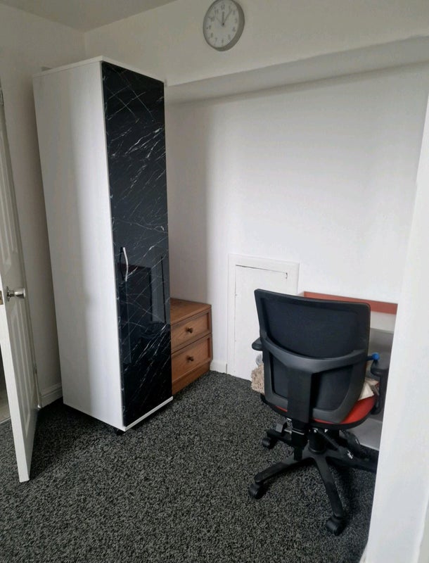 Room Dene Brow in Tameside
