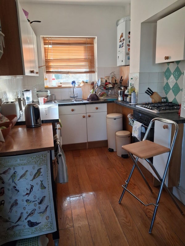 Room Maplestead Road in Greater London
