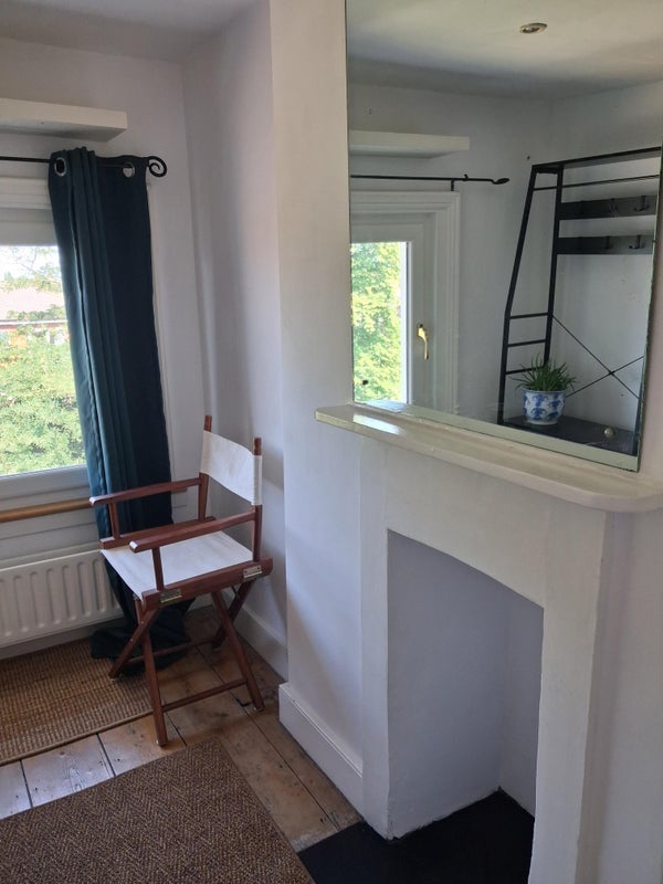 Room Maplestead Road in Greater London