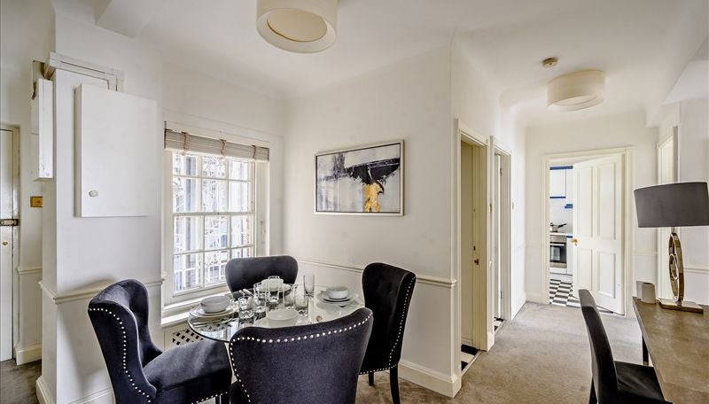 Flat Fulham Road in Greater London
