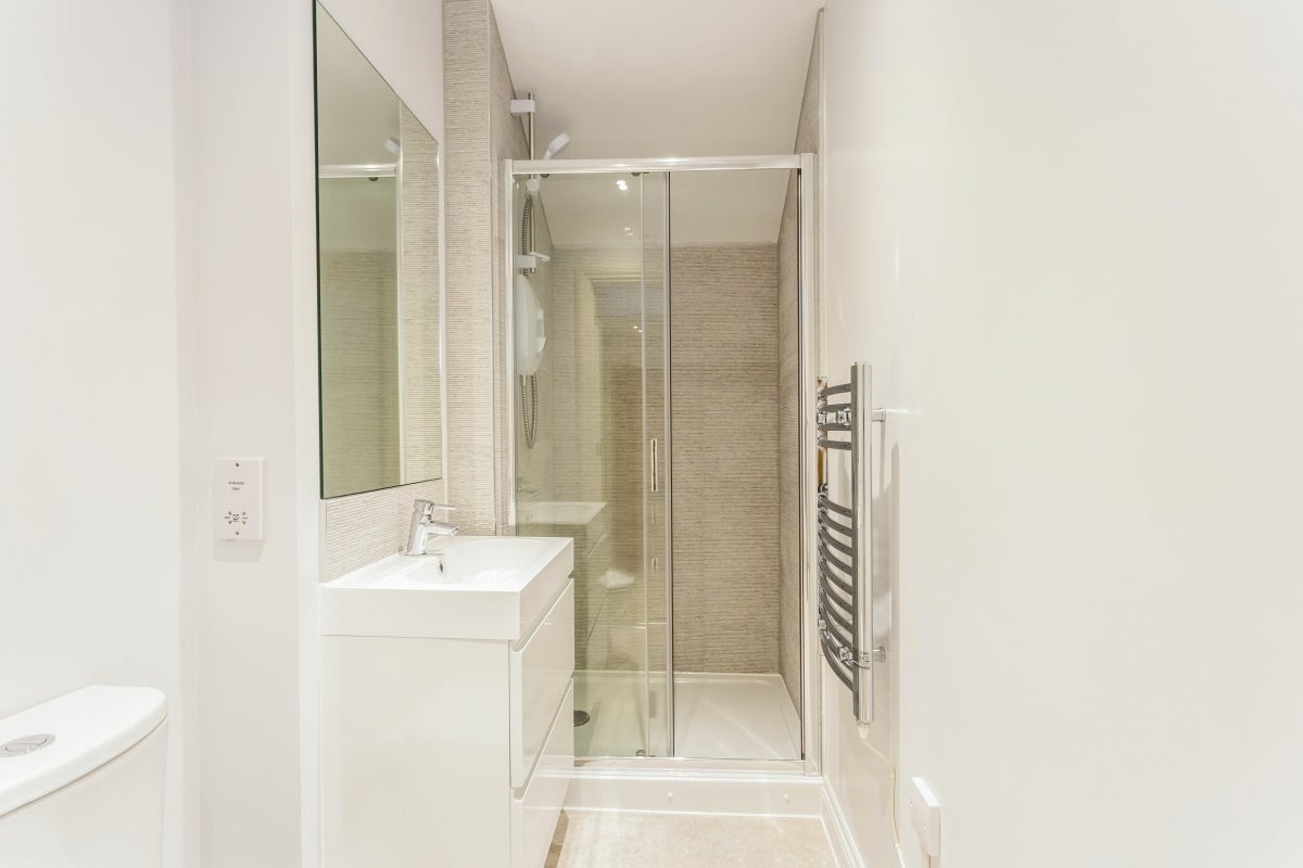 Flat Winchcombe Street in Cheltenham