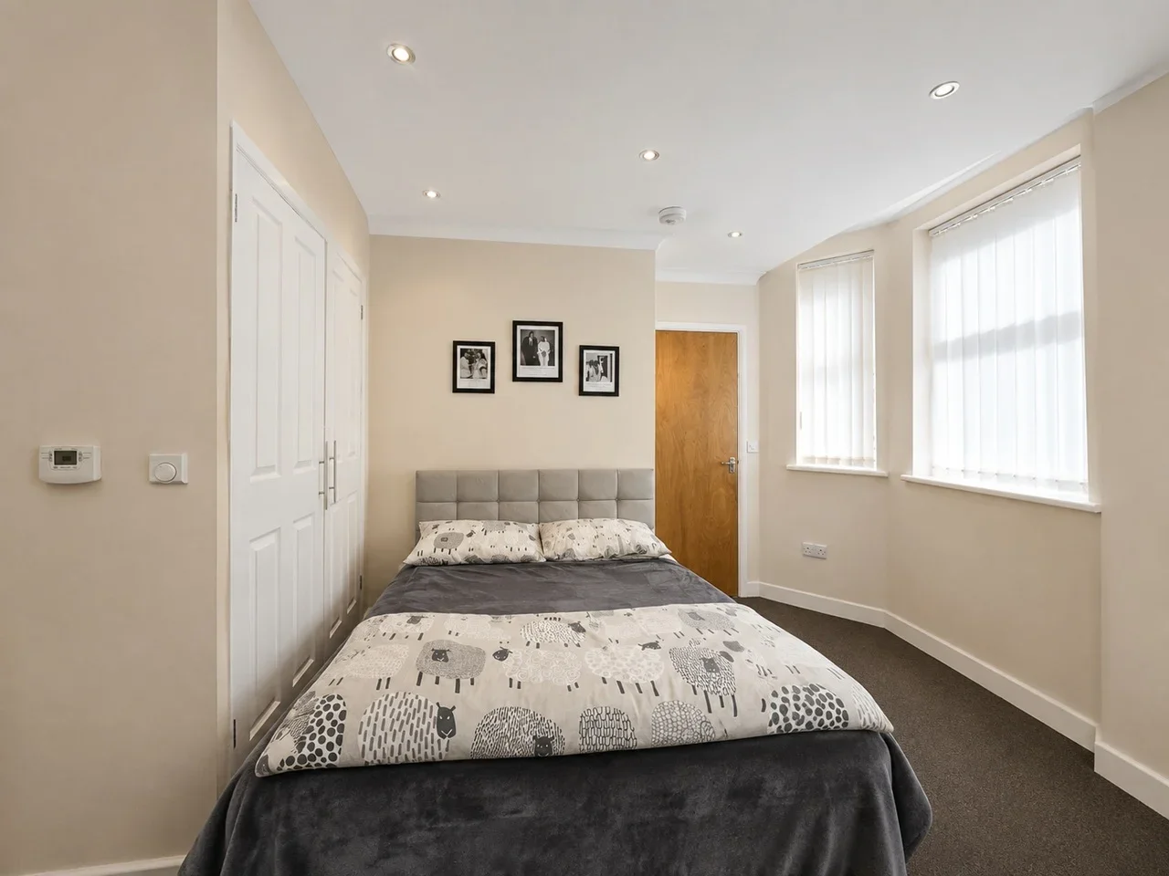 Flat Clarendon Road in Luton
