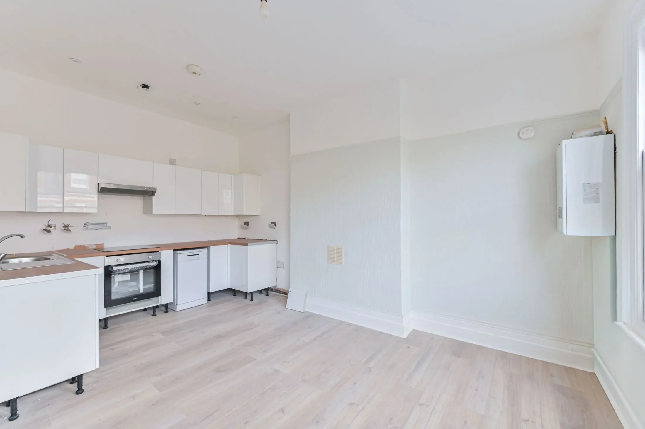 Flat Dalebury Road in Greater London