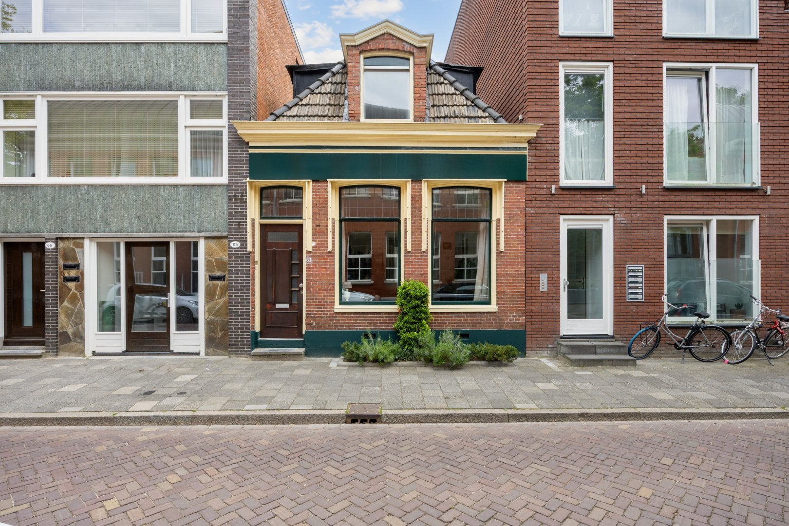 Huis Nieuwe Kijk in 't Jatstraat 63 in Groningen