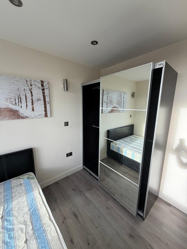 Flat Artisan Place in Greater London