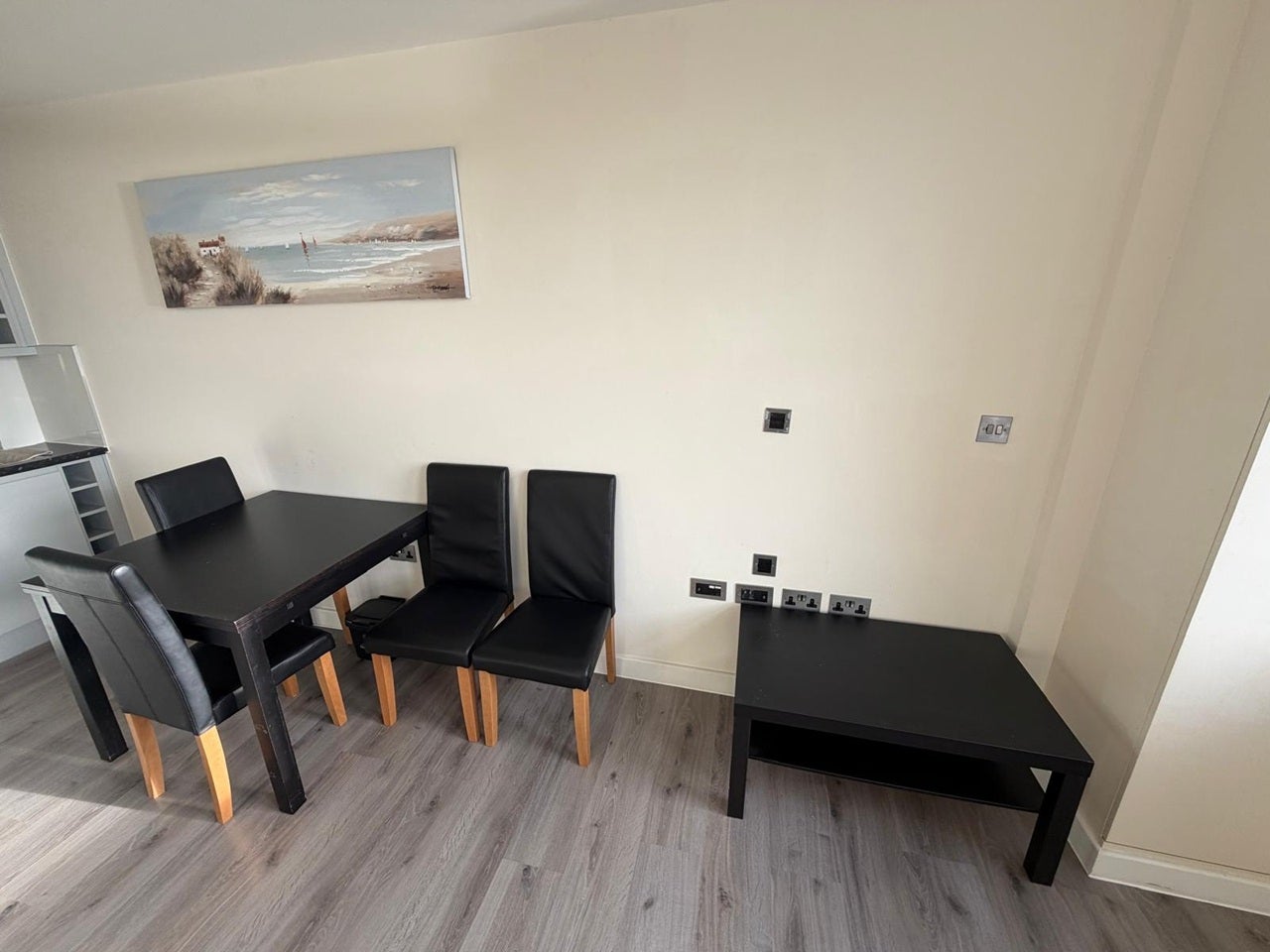 Flat Artisan Place in Greater London