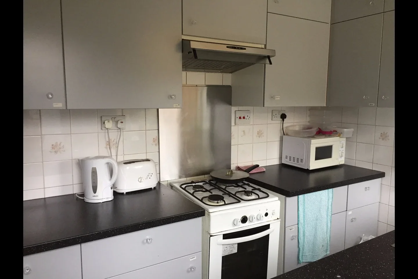 Room St. Helier Avenue in Greater London