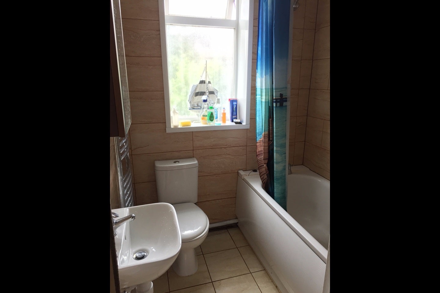 Room St. Helier Avenue in Greater London