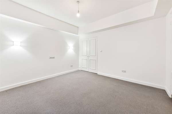 Flat Cranley Place in Greater London