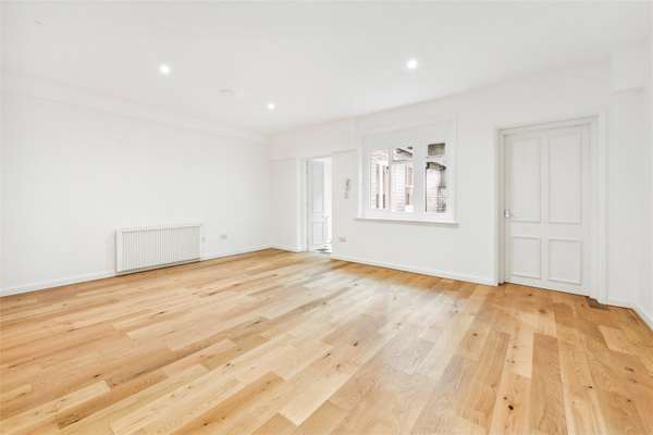 Flat Cranley Place in Greater London