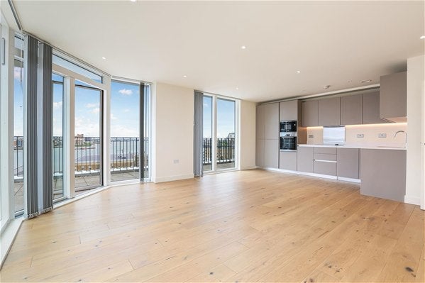 Flat New Warren Lane in Greater London