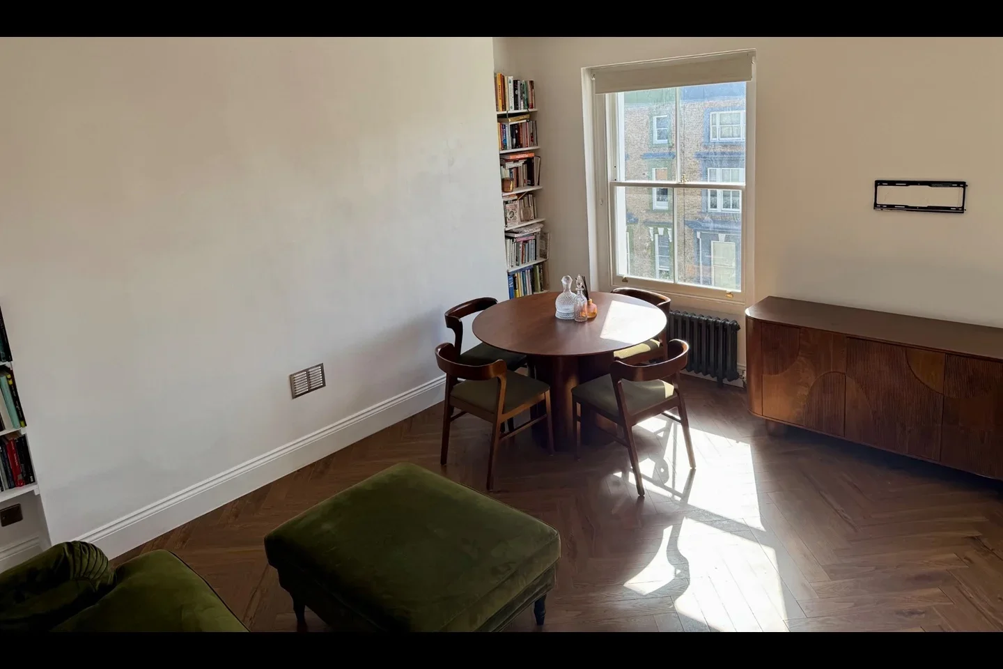 Flat Ladbroke Grove in Greater London