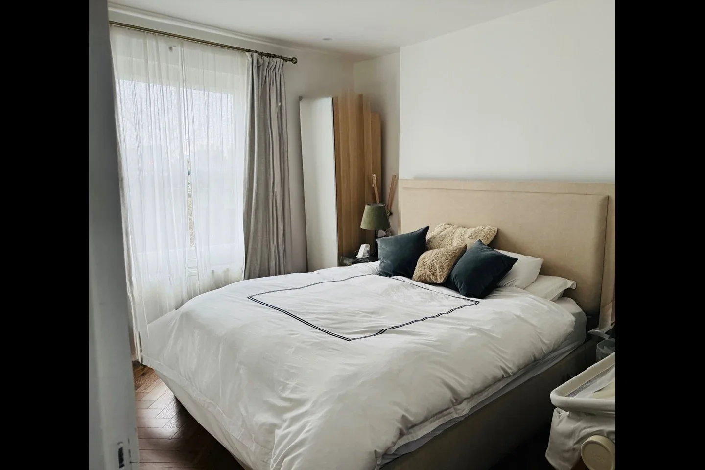 Flat Ladbroke Grove in Greater London