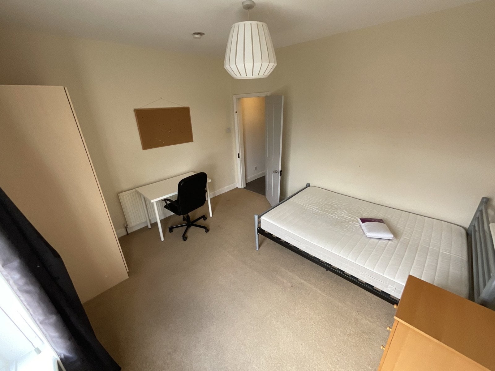 Room Rosebery Street in Charnwood