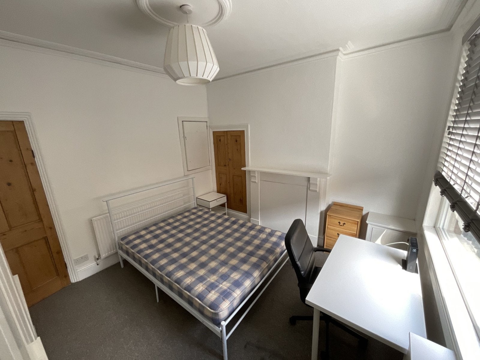 Room Rosebery Street in Charnwood