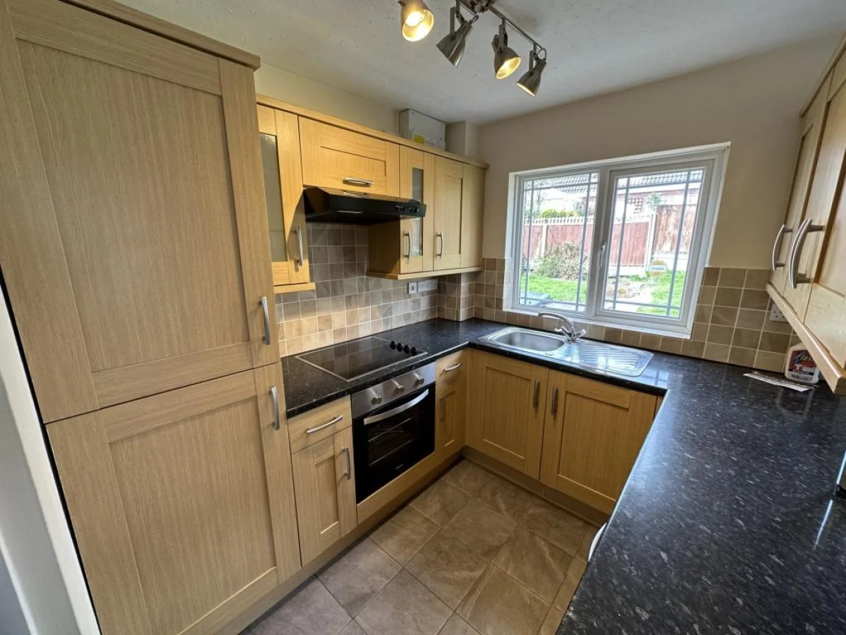 Flat Larchdale Close in South Normanton