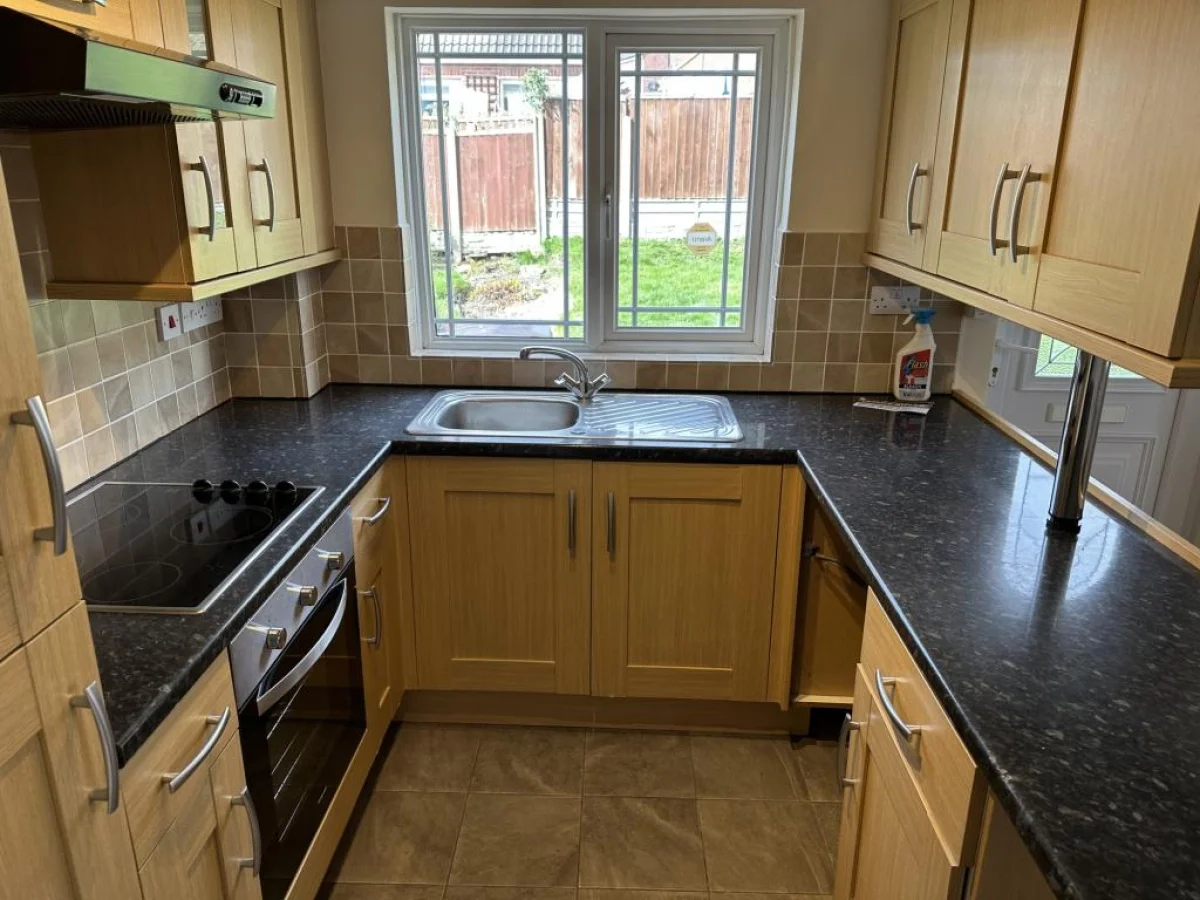 Flat Larchdale Close in South Normanton