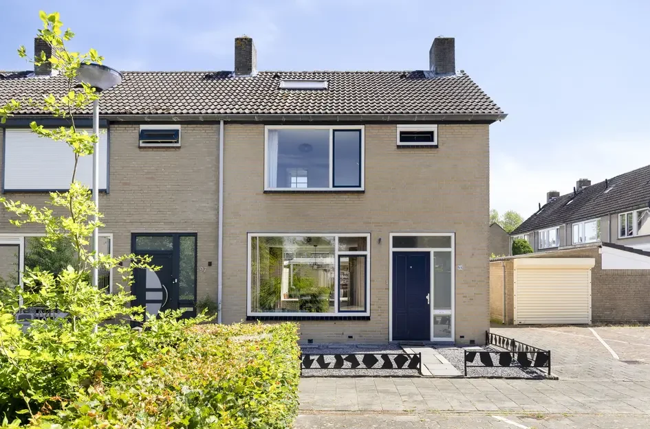 Huis Heidehof 98 in Made