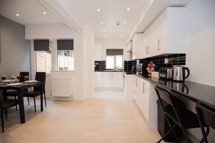 Room Leeds Street in Greater London