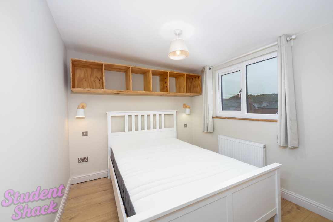 Room Ruskin Avenue in Manchester