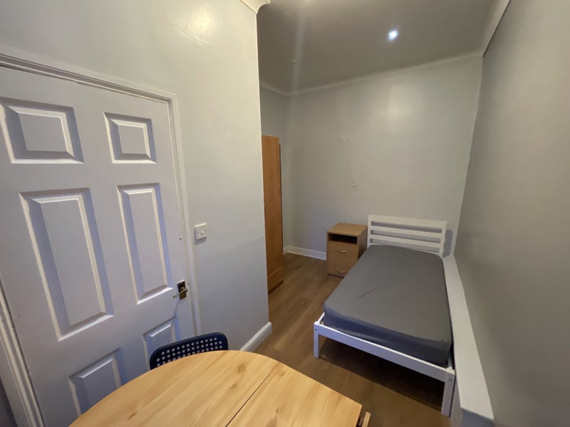 Room Aylestone Road in Leicester
