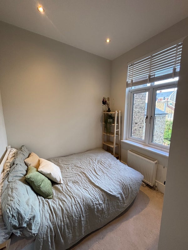 Room Railton Road in Greater London