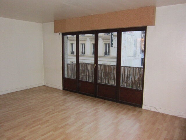 Flat Rue Legendre in Paris