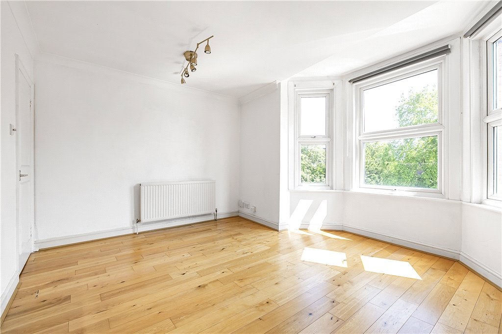 Flat West Hill in Greater London