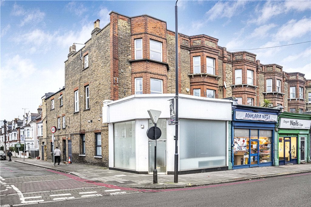 Flat West Hill in Greater London