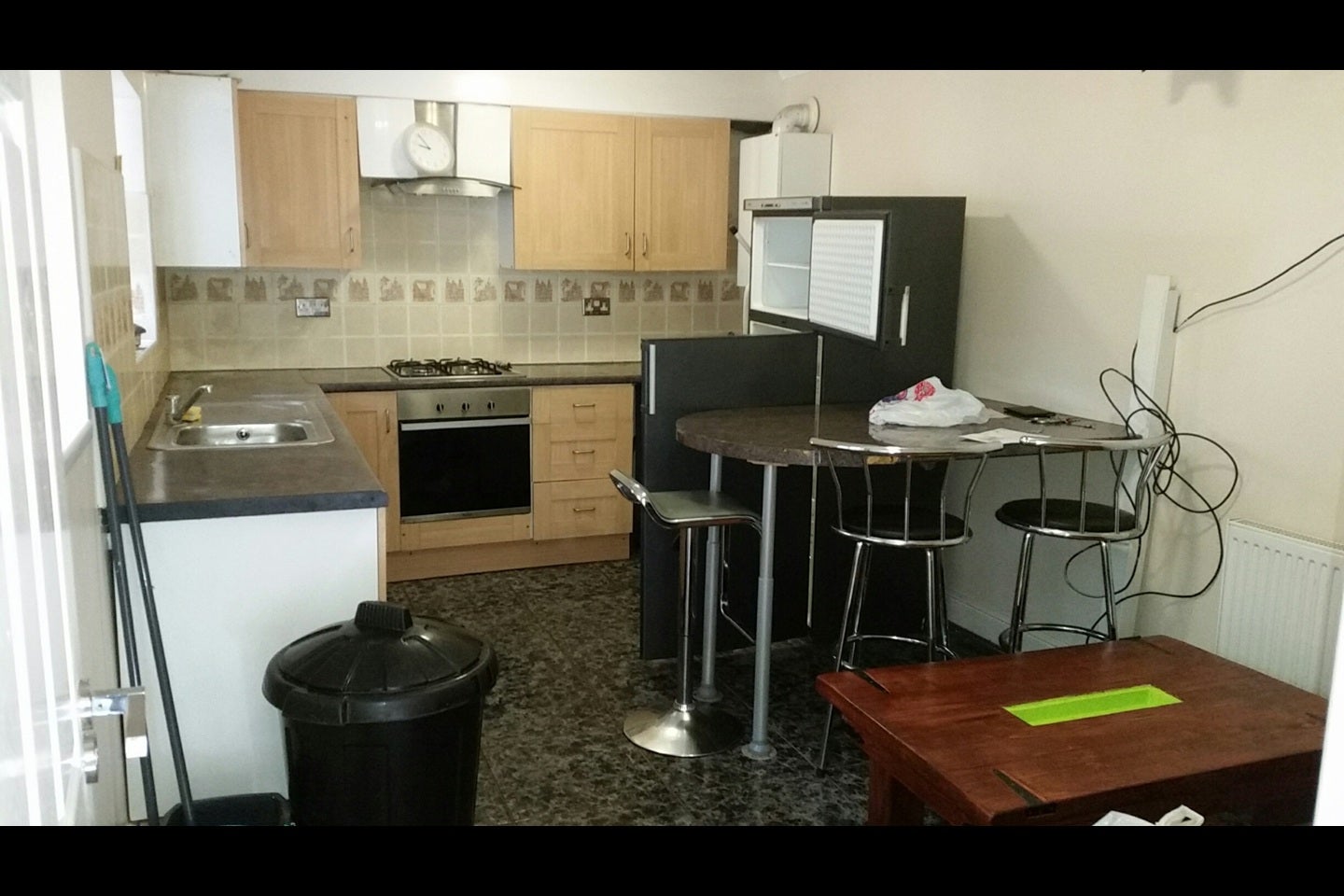 Room Elfrida Close in Margate
