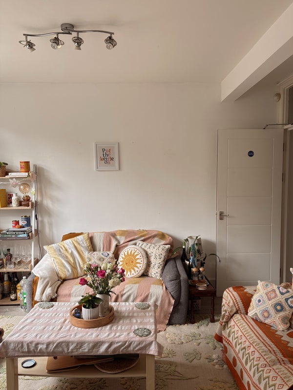 Flat Carnarvon Road in Greater London
