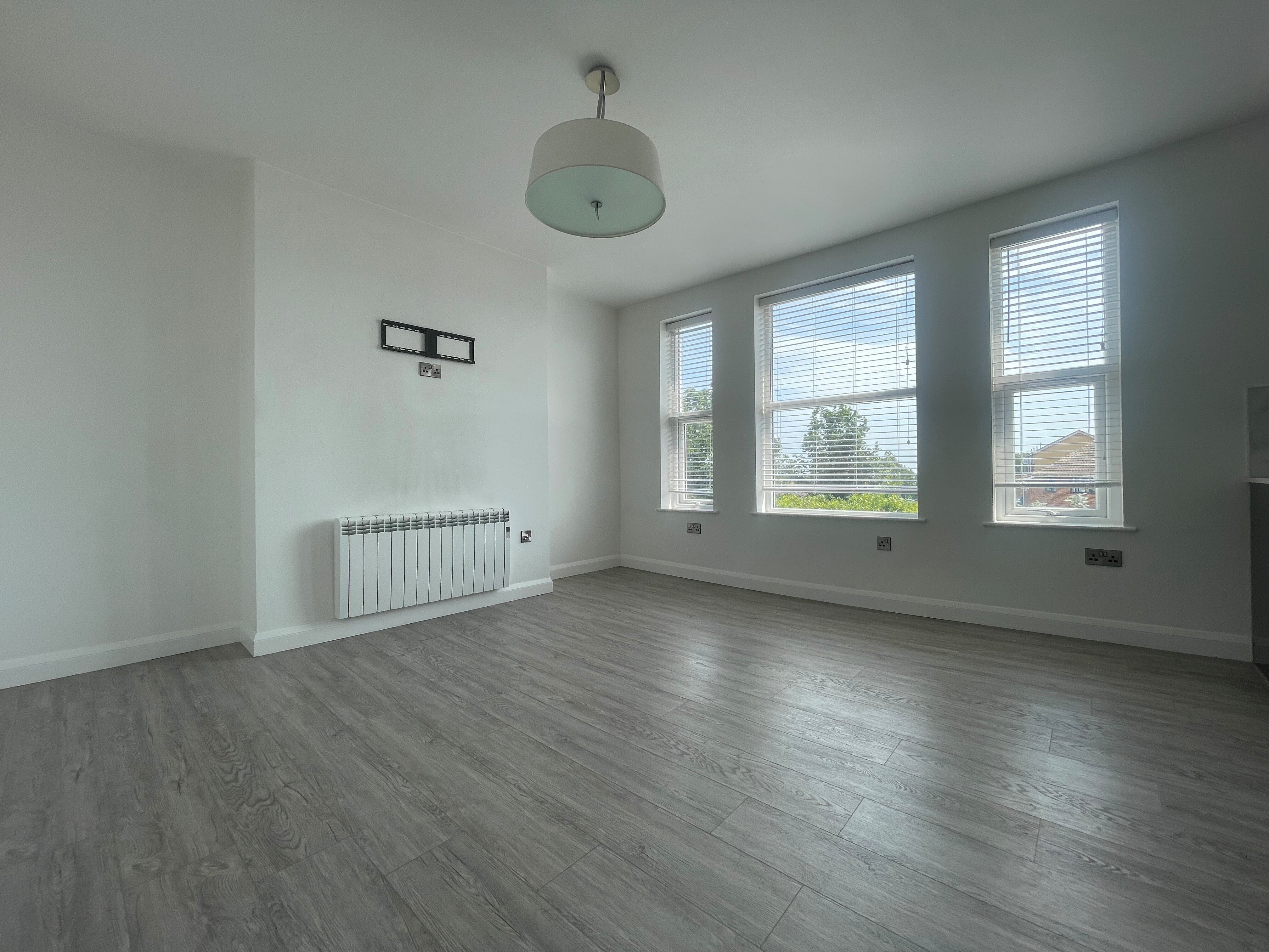 Flat St. Mildreds Road in Thanet