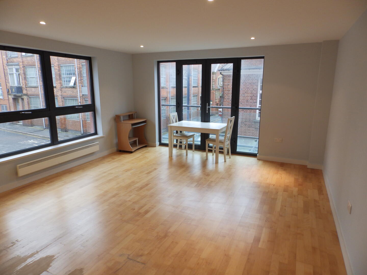 Flat Queen Street in Leicester