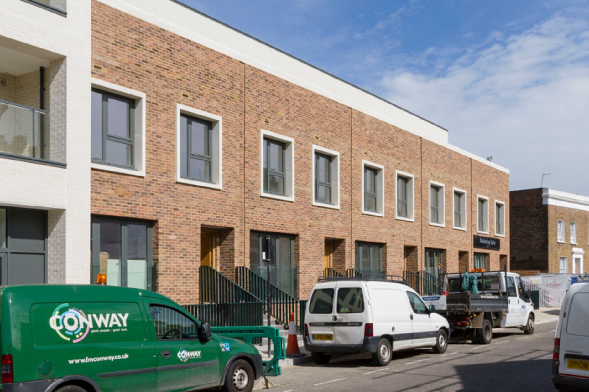 Flat Greenside Road in Greater London