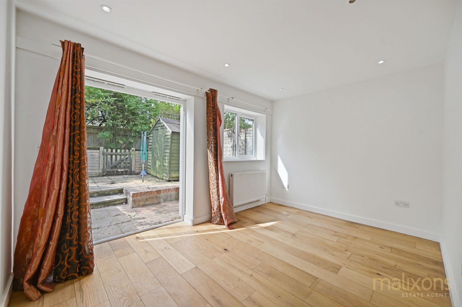 House Tarrington Close in Greater London