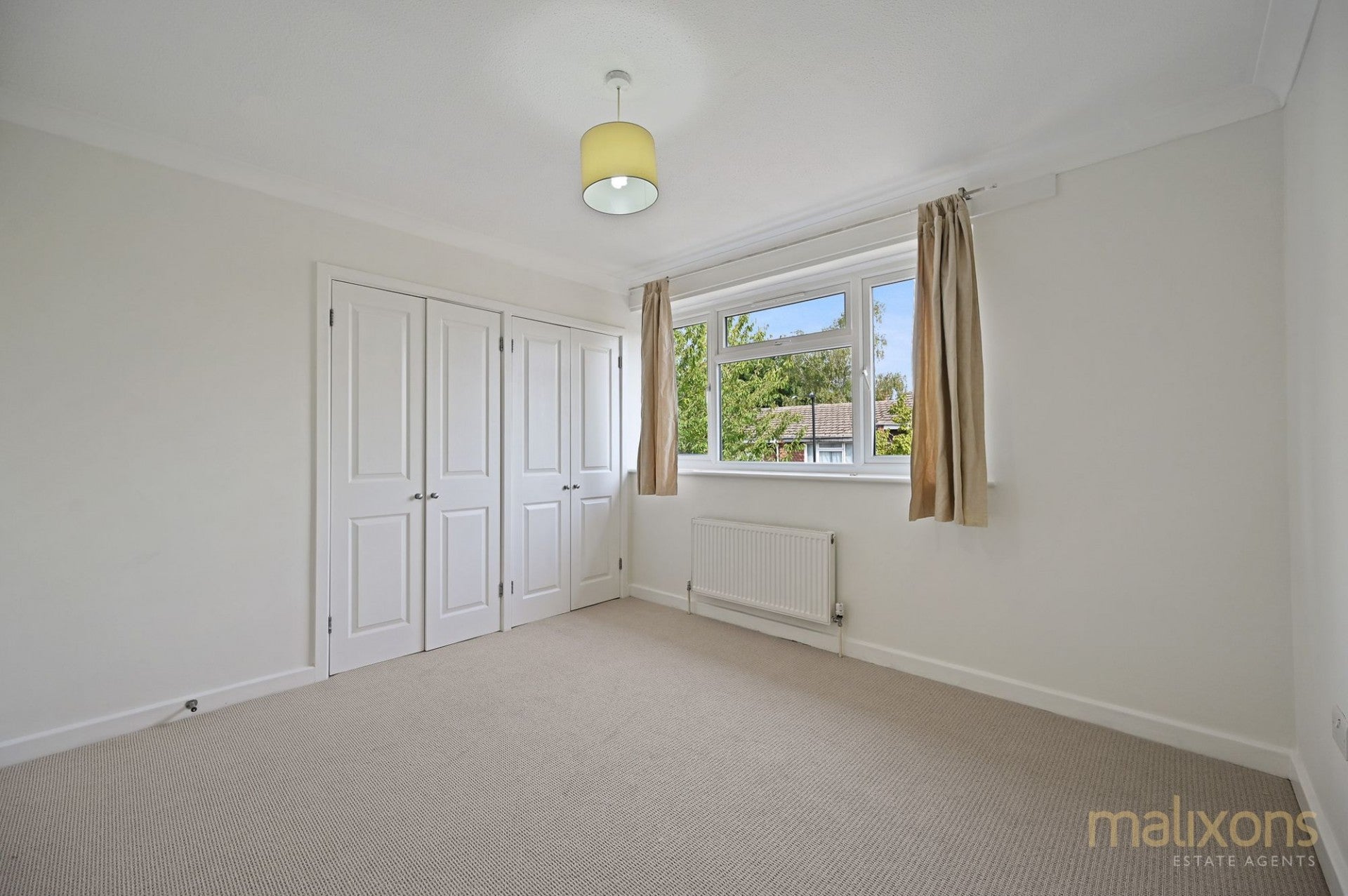 House Tarrington Close in Greater London