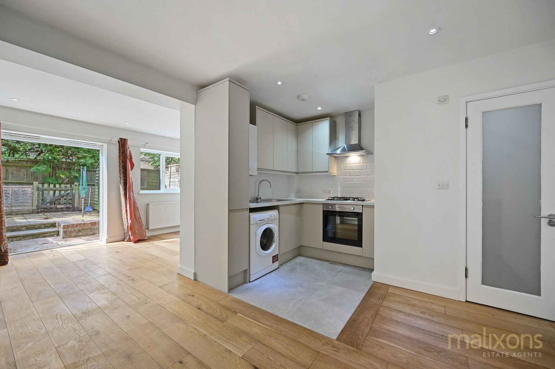 House Tarrington Close in Greater London