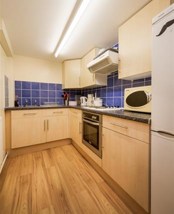 Flat Trelawn Street in Leeds