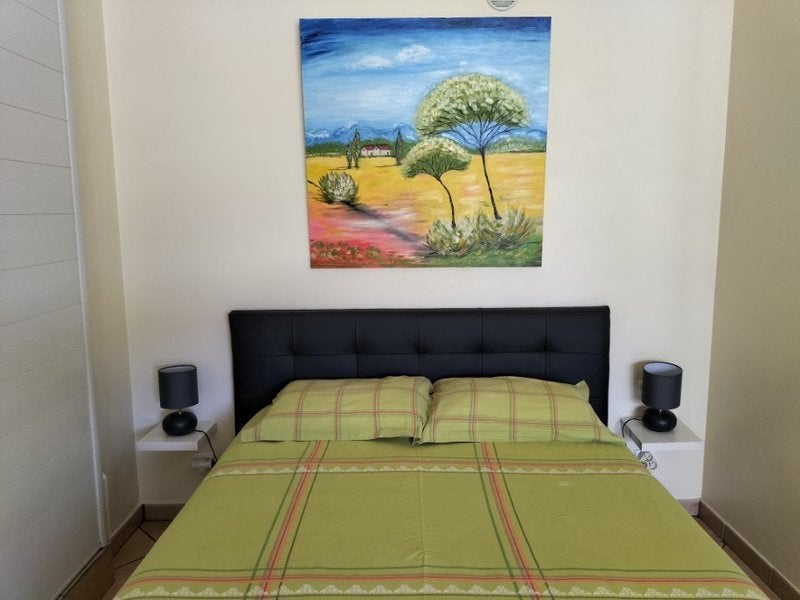 Flat Rue du Petit Thouars in Carnoux-en-Provence