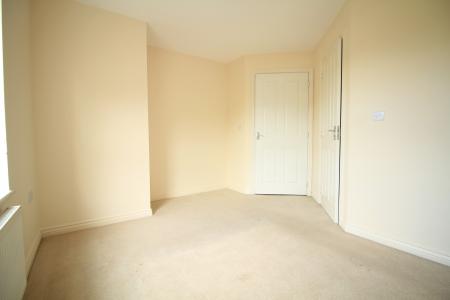 Flat High Main Drive in Gedling