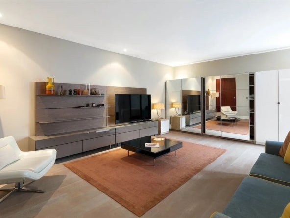 Flat Knightsbridge in City of Westminster