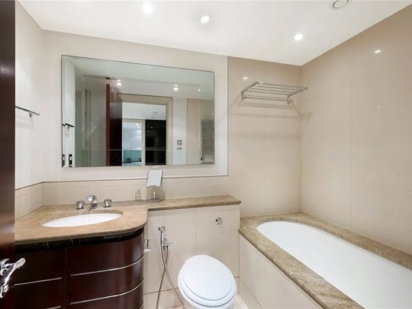 Flat Knightsbridge in City of Westminster