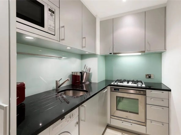 Flat Knightsbridge in City of Westminster