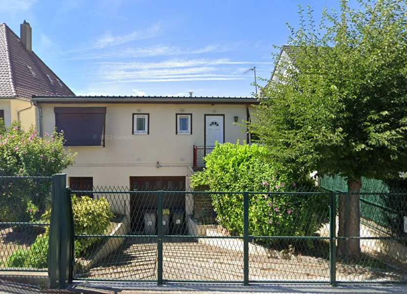 House Rue des Hauts Guibouts in Bry-sur-Marne