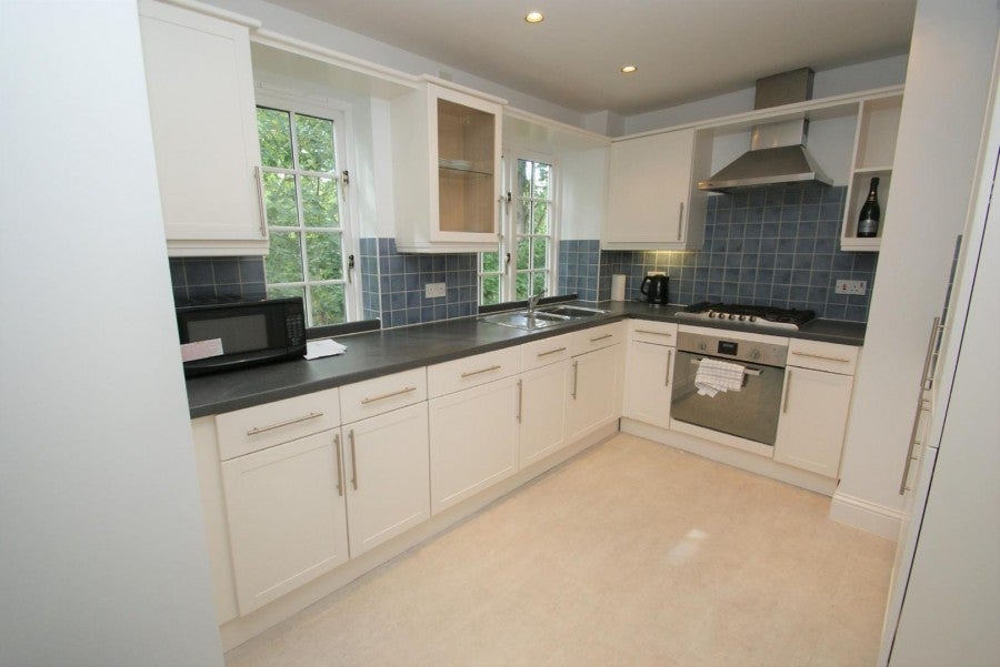Flat Sanders Close in Uttlesford