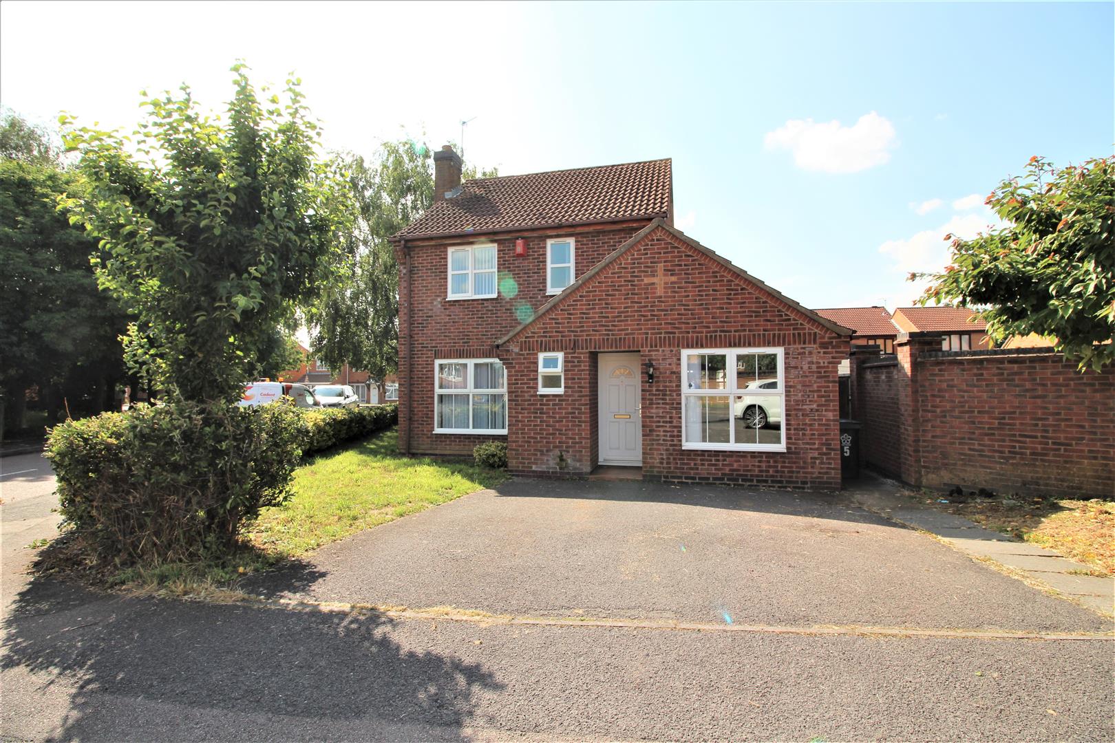 House Meadowsweet Road in Leicester